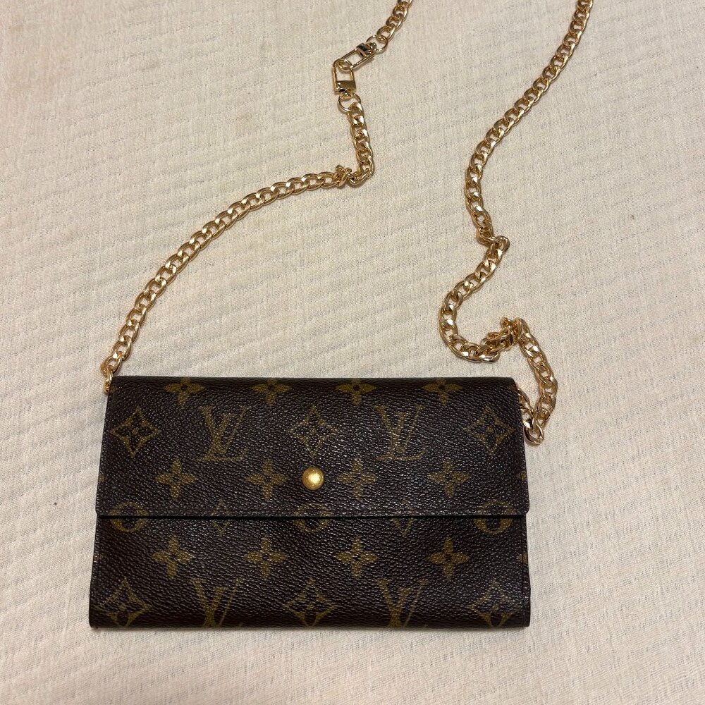Vintage Authentic Louis Vuitton Wallet on Chain